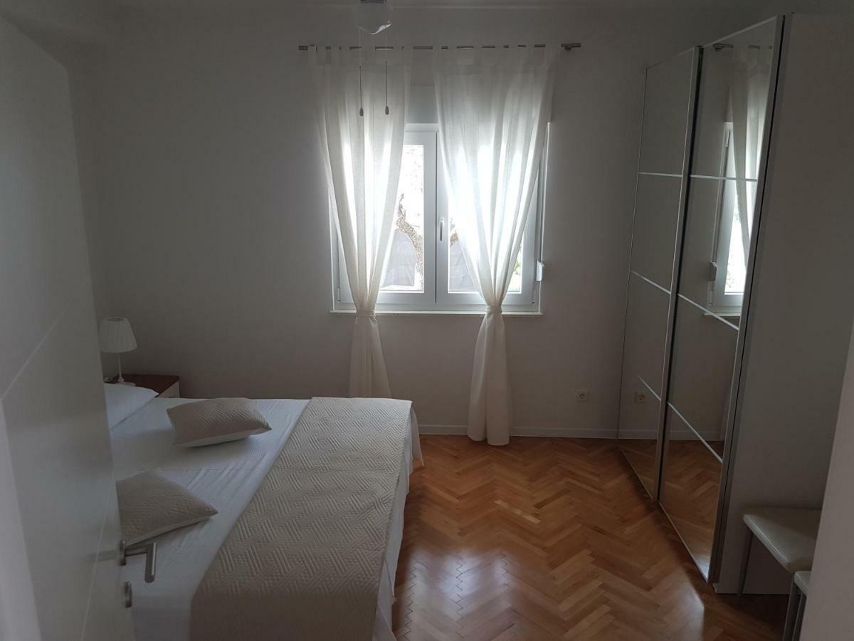 Sea View Apartment With A Huge Terrace Pisak Zewnętrze zdjęcie